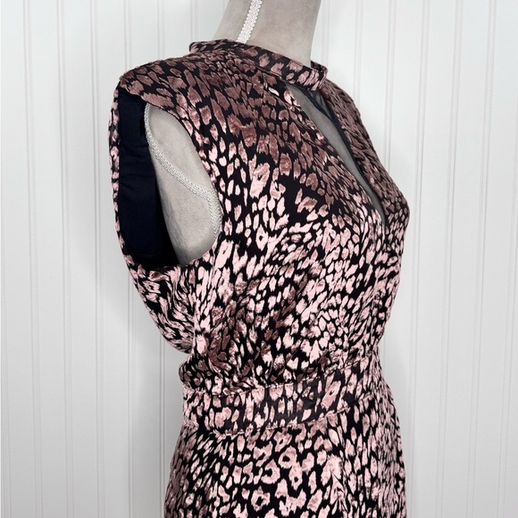 Walter Baker Women Rosalie Halter Mini Dress Leopard Print Size 10 - Picture 6 of 11